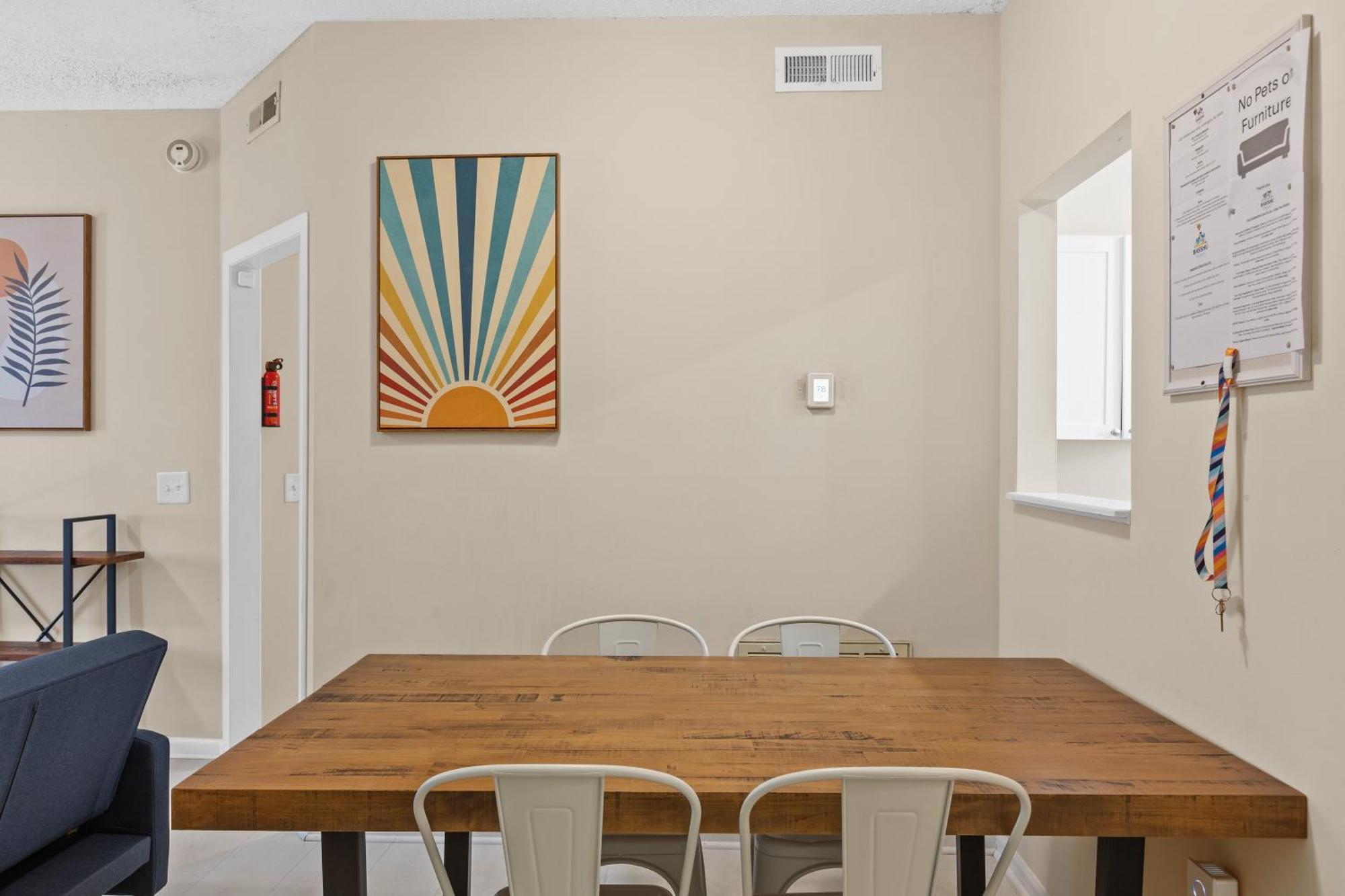 Bright And Cozy 1-br Condo, Wifi *
