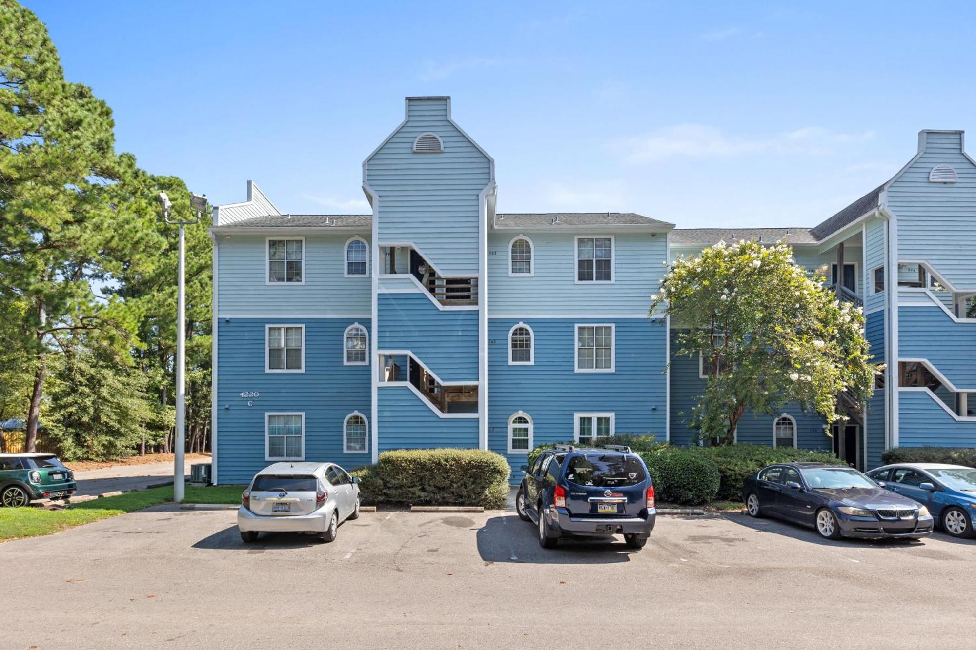 Bright And Cozy 1-br Condo, Wifi